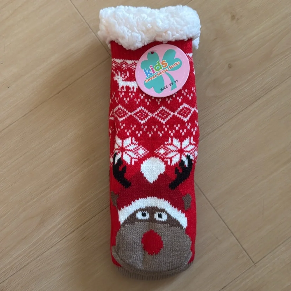 NWT BUNDLE OF FUZZY WARM HOLIDAY CHRISTMAS WINTER SOCKS FOR ADULTS & CHILDREN